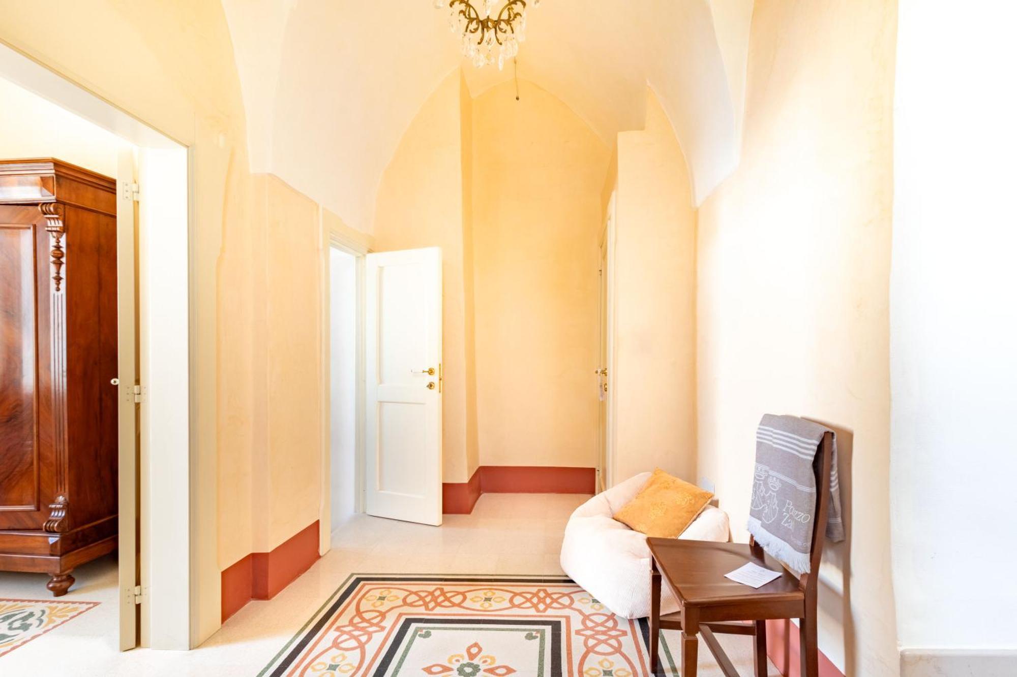 Palazzo Zaca Bed & Breakfast กัลลีโปลี ภายนอก รูปภาพ